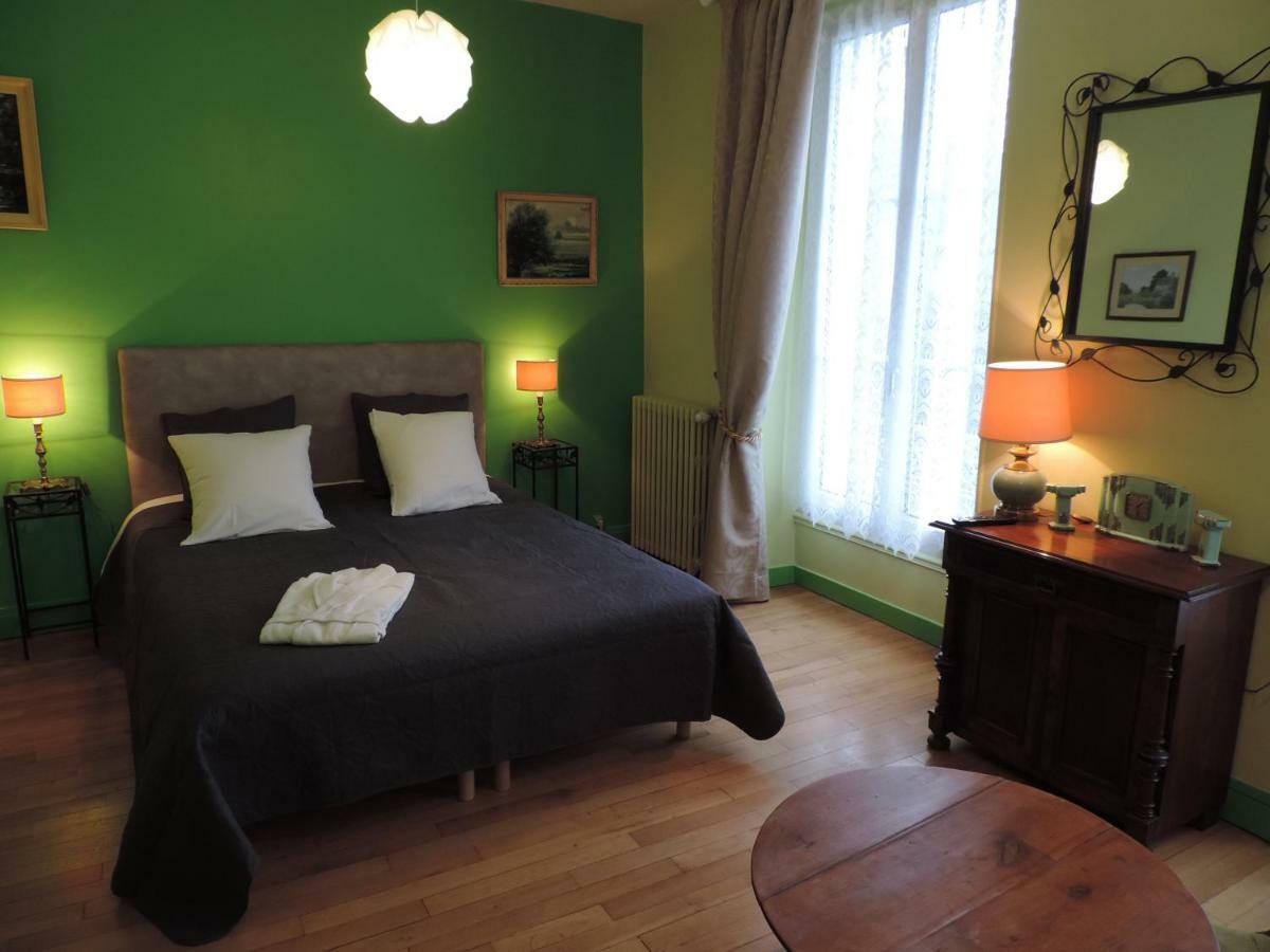 Bed and Breakfast Sees Chez Vous Экстерьер фото